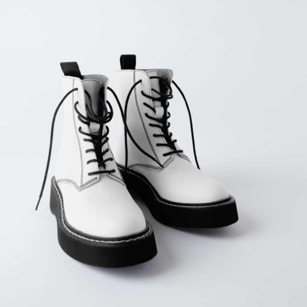 Zara white leather flat ankle boots w/ lug soles - Picture 4 of 8